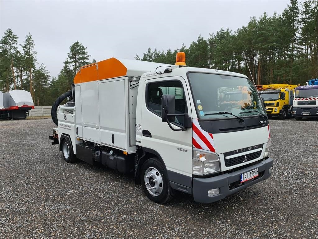 Mitsubishi CANTER odkurzacz koparka ssąca Saugbagger CITY SAU - Pelle: photos 2 Mitsubishi CANTER odkurzacz koparka ssąca Saugbagger CITY SAU - Pelle: photos 2