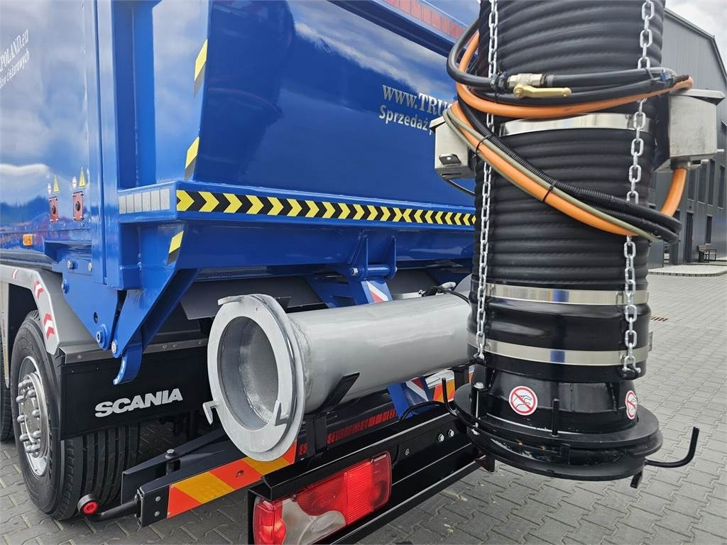 Scania DISAB ENVAC Saugbagger vacuum cleaner excavator su - Camion hydrocureur: photos 5 Scania DISAB ENVAC Saugbagger vacuum cleaner excavator su - Camion hydrocureur: photos 5