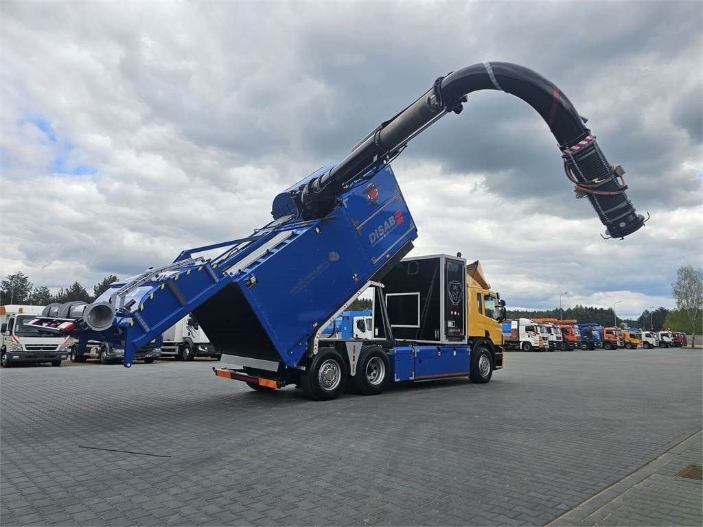 Scania DISAB ENVAC Saugbagger vacuum cleaner excavator su - Camion hydrocureur: photos 1 Scania DISAB ENVAC Saugbagger vacuum cleaner excavator su - Camion hydrocureur: photos 1