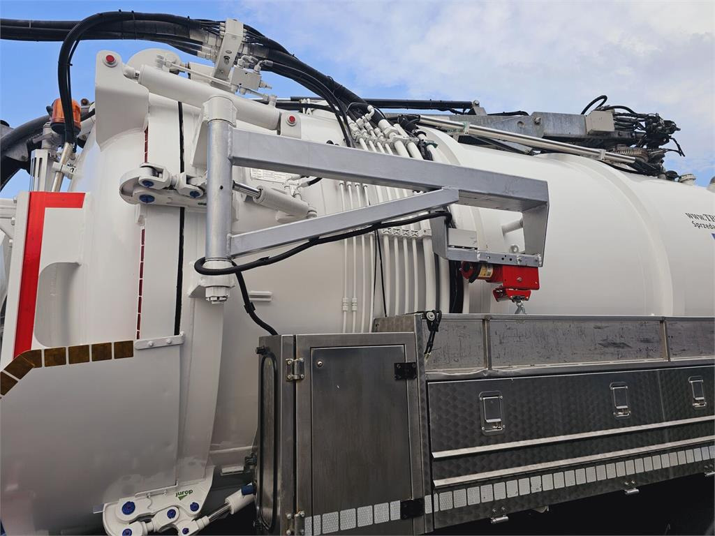 Véhicule de voirie/ Spécial MAN JUROP VJC9 / 5 2010 WUKO for collecting liquid was: photos 17