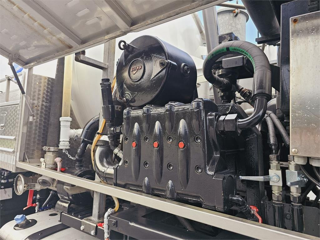 Véhicule de voirie/ Spécial MAN JUROP VJC9 / 5 2010 WUKO for collecting liquid was: photos 24