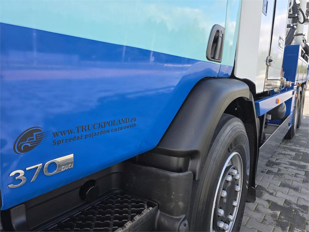 Véhicule de voirie/ Spécial Renault 6x4 WUKO RIVARD RECYTLING for collecting liquid wa: photos 8