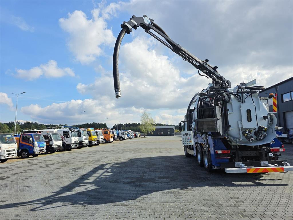 Véhicule de voirie/ Spécial Renault 6x4 WUKO RIVARD RECYTLING for collecting liquid wa: photos 26