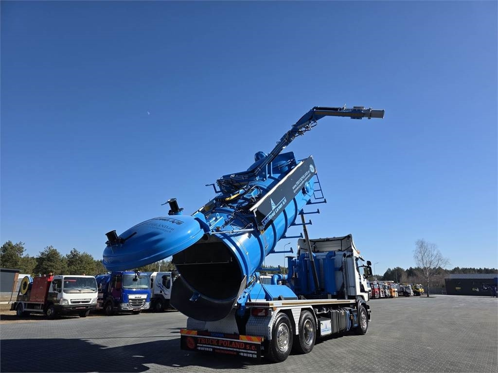 Scania Larsen FlexVac 311 Vacuum suction loader - Véhicule de voirie/ Spécial: photos 1 Scania Larsen FlexVac 311 Vacuum suction loader - Véhicule de voirie/ Spécial: photos 1