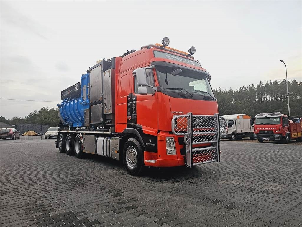 Volvo Disab Centurion P210/9 Suction-blowing vacuum load - Véhicule de voirie/ Spécial: photos 2 Volvo Disab Centurion P210/9 Suction-blowing vacuum load - Véhicule de voirie/ Spécial: photos 2