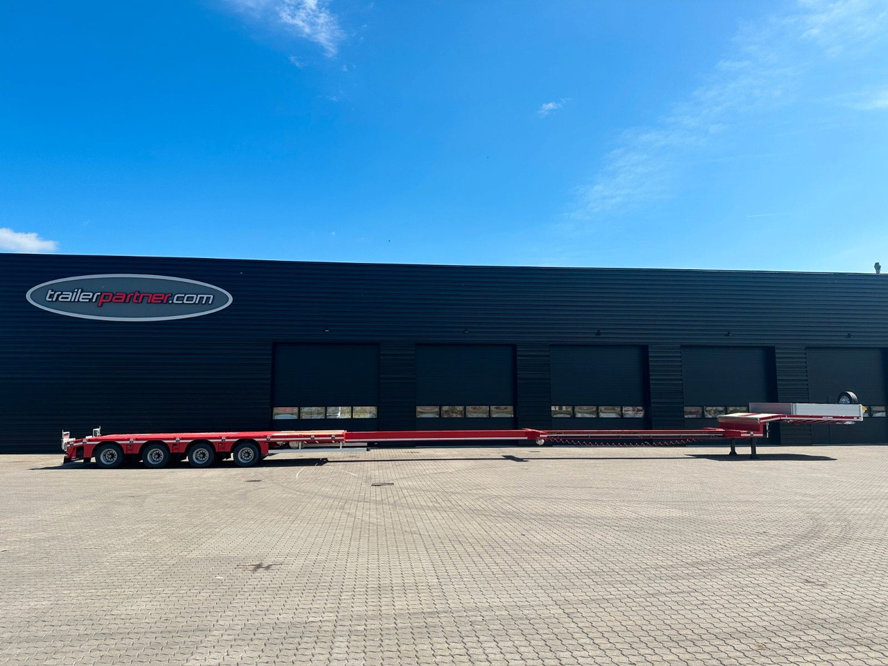 Faymonville MAX 110 4 achs tieflader / 2 x ausziehbar - Semi-remorque surbaissé: photos 1 Faymonville MAX 110 4 achs tieflader / 2 x ausziehbar - Semi-remorque surbaissé: photos 1