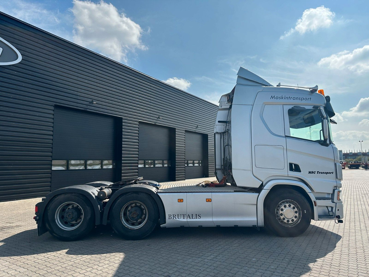 Scania R 730 6x4 Scania R 730 V8 6x4 - Tracteur routier: photos 2 Scania R 730 6x4 Scania R 730 V8 6x4 - Tracteur routier: photos 2