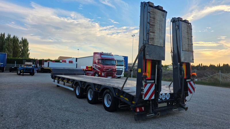 INVEPE-JOLUSO SR329 CNN600 - Semi-remorque surbaissé: photos 5 INVEPE-JOLUSO SR329 CNN600 - Semi-remorque surbaissé: photos 5