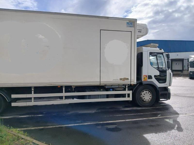 Renault Premium 270 DXI - Camion frigorifique: photos 4 Renault Premium 270 DXI - Camion frigorifique: photos 4