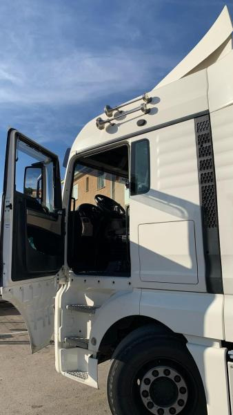 MAN TGX 18.460 - Tracteur routier: photos 5 MAN TGX 18.460 - Tracteur routier: photos 5