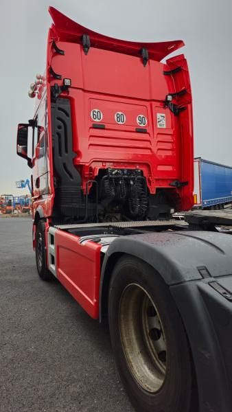 MAN TGX 18.510 - Tracteur routier: photos 4 MAN TGX 18.510 - Tracteur routier: photos 4