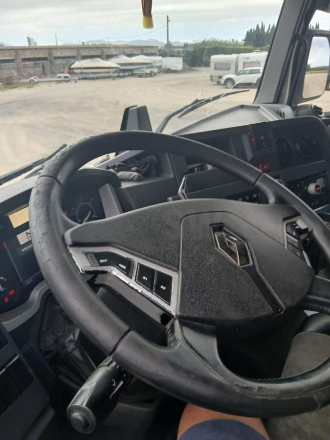 Renault Gamme T 460 - Tracteur routier: photos 3 Renault Gamme T 460 - Tracteur routier: photos 3