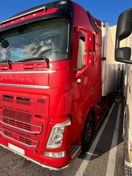 Volvo FH 460 - Tracteur routier: photos 1 Volvo FH 460 - Tracteur routier: photos 1
