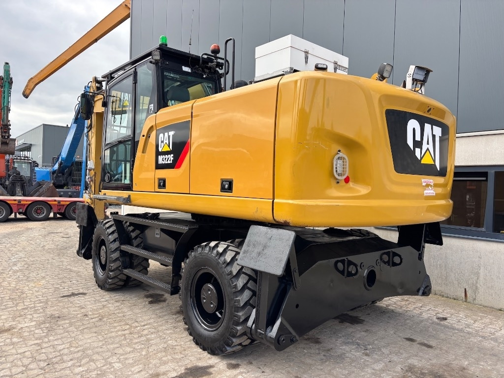 CAT M 322 F - M322 - M 320 - M 318  - Pelle sur pneus: photos 4 CAT M 322 F - M322 - M 320 - M 318  - Pelle sur pneus: photos 4