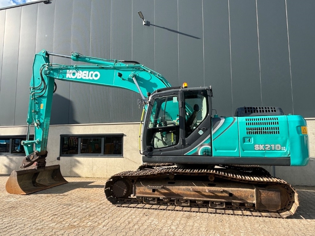 Kobelco SK 210 LC-10 - SK210 - SK210LC-10 - Pelle sur chenille: photos 2 Kobelco SK 210 LC-10 - SK210 - SK210LC-10 - Pelle sur chenille: photos 2