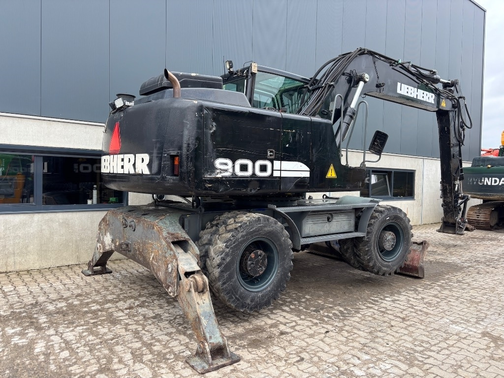 Liebherr A 900 C - A900 - A 904 C - Pelle sur pneus: photos 5 Liebherr A 900 C - A900 - A 904 C - Pelle sur pneus: photos 5