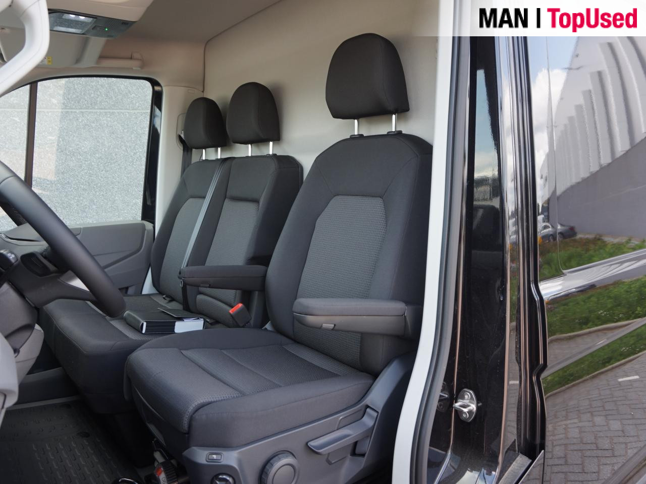 MAN TGE 3.140 4X2F SB / Aut / Facelift / Geen BPM / Na - Fourgon utilitaire: photos 3 MAN TGE 3.140 4X2F SB / Aut / Facelift / Geen BPM / Na - Fourgon utilitaire: photos 3