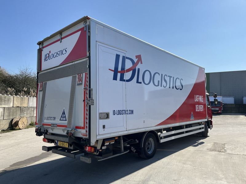DAF LF 210 FA / 12 Ton / 419 dkm / Koffer / LBW 1500 kg / NL LKW - Camion fourgon: photos 2 DAF LF 210 FA / 12 Ton / 419 dkm / Koffer / LBW 1500 kg / NL LKW - Camion fourgon: photos 2