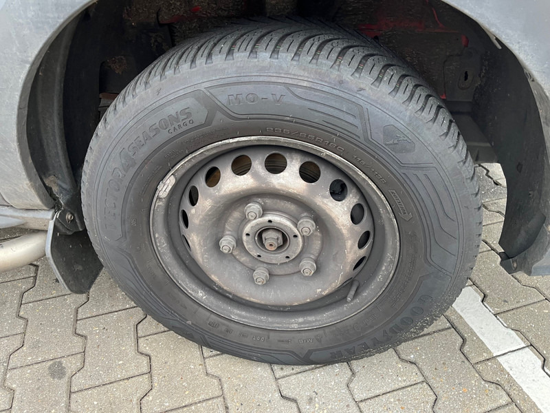 Fourgon utilitaire Ford Transit 2.0 TDCI Trend / Clutch Broken / 172 dkm / L3 H2 / APK 01-26: photos 13