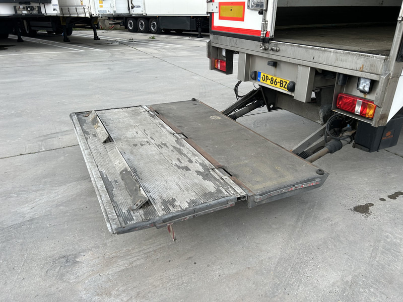 H.T.F HZO 42 / Thermo King SLXe 300 / Stuuras / Loadlift / APK TUV 05-26 - Semi-remorque frigorifique: photos 5 H.T.F HZO 42 / Thermo King SLXe 300 / Stuuras / Loadlift / APK TUV 05-26 - Semi-remorque frigorifique: photos 5
