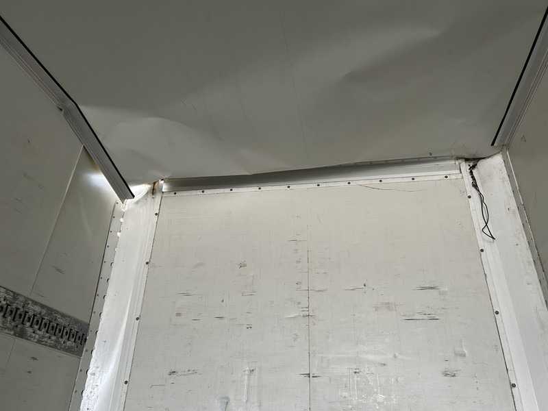 Krone DryLiner / Box / Front Damage / BPW Drum / APK TUV 12-25 - Semi-remorque fourgon: photos 4 Krone DryLiner / Box / Front Damage / BPW Drum / APK TUV 12-25 - Semi-remorque fourgon: photos 4