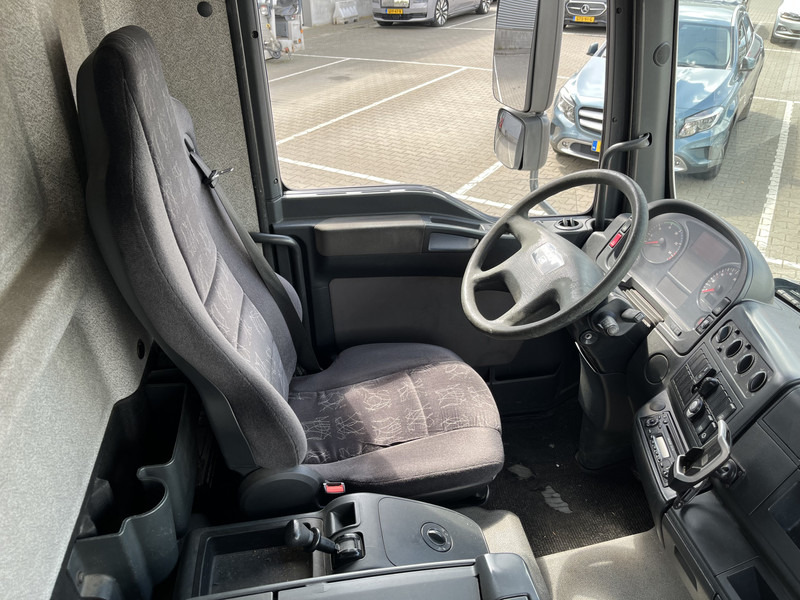 MAN TGL 12.180 Euro 4 / 12 Ton / 781 dkm / Canvas Box / APK TUV 10-25 - Camion fourgon: photos 3 MAN TGL 12.180 Euro 4 / 12 Ton / 781 dkm / Canvas Box / APK TUV 10-25 - Camion fourgon: photos 3