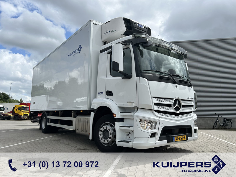 Mercedes-Benz Actros 2124 / Carrier Supra 850 -30 gr / Koeler / Laadklep / APK 03-26 - Camion frigorifique: photos 1 Mercedes-Benz Actros 2124 / Carrier Supra 850 -30 gr / Koeler / Laadklep / APK 03-26 - Camion frigorifique: photos 1