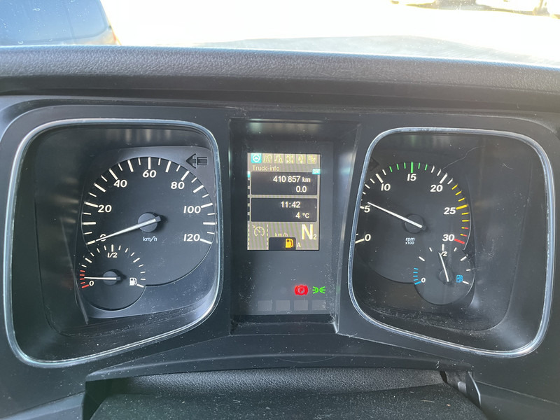 Mercedes-Benz Actros 2124 StreamSpace / 410 dkm / Box 7.5 mtr / Laadklep / APK 08-25 - Camion fourgon: photos 4 Mercedes-Benz Actros 2124 StreamSpace / 410 dkm / Box 7.5 mtr / Laadklep / APK 08-25 - Camion fourgon: photos 4