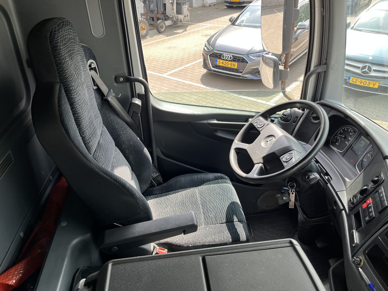 Mercedes-Benz Atego 818 / 8 Ton / 708 dkm / Koffer / LBW / APK TUV 06-25 - Camion fourgon: photos 3 Mercedes-Benz Atego 818 / 8 Ton / 708 dkm / Koffer / LBW / APK TUV 06-25 - Camion fourgon: photos 3