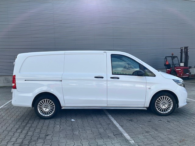 Mercedes-Benz Vito 109 CDI Lang / Airco / Cruise / Trekhaak / APK 01-26 - Fourgonnette: photos 2 Mercedes-Benz Vito 109 CDI Lang / Airco / Cruise / Trekhaak / APK 01-26 - Fourgonnette: photos 2