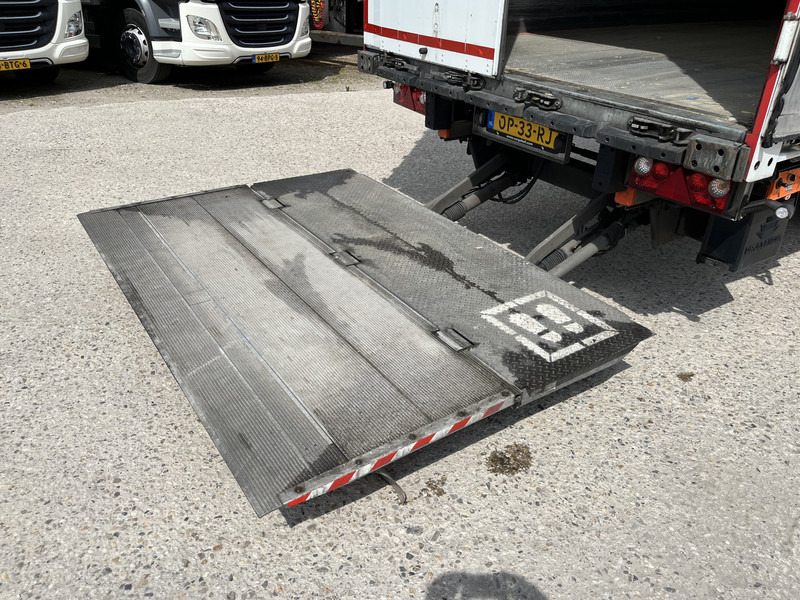 Schmitz Cargobull SCB S2 / Box Trailer / Loadlift / APK TUV 06-25 - Semi-remorque surbaissé: photos 5 Schmitz Cargobull SCB S2 / Box Trailer / Loadlift / APK TUV 06-25 - Semi-remorque surbaissé: photos 5