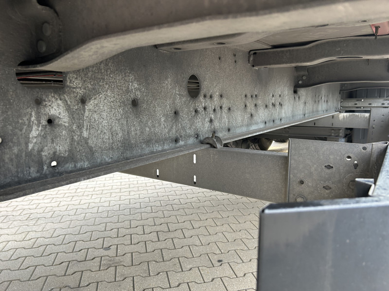 Schmitz Cargobull SCB S3B / Box Trailer / 2x Liftas / APK TUV 09-26 - Semi-remorque fourgon: photos 5 Schmitz Cargobull SCB S3B / Box Trailer / 2x Liftas / APK TUV 09-26 - Semi-remorque fourgon: photos 5