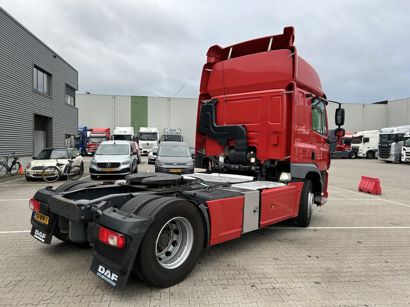 DAF CF 400 FT Space Cab / 827 dkm / Smart Tacho V2 / APK TUV 02-26 - Tracteur routier: photos 2 DAF CF 400 FT Space Cab / 827 dkm / Smart Tacho V2 / APK TUV 02-26 - Tracteur routier: photos 2
