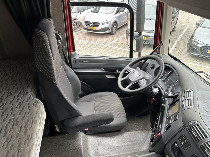 DAF CF 400 FT Space Cab / 827 dkm / Smart Tacho V2 / APK TUV 02-26 - Tracteur routier: photos 3 DAF CF 400 FT Space Cab / 827 dkm / Smart Tacho V2 / APK TUV 02-26 - Tracteur routier: photos 3