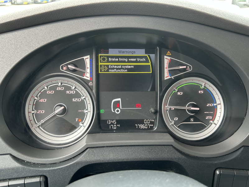 DAF XF 450 FT SSC / 2 Tanks / Stand Airco / APK TUV 03-26 - Tracteur routier: photos 4 DAF XF 450 FT SSC / 2 Tanks / Stand Airco / APK TUV 03-26 - Tracteur routier: photos 4