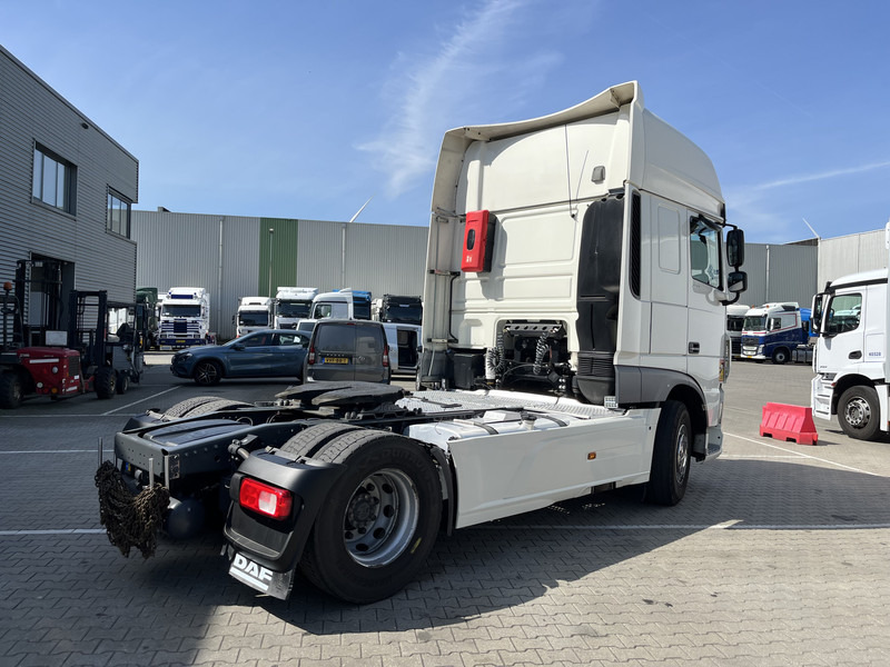 DAF XF 480 FT SSC / 841 dkm / New Tacho / 2 Tanks / Stand Airco / APK TUV 02-26 - Tracteur routier: photos 2 DAF XF 480 FT SSC / 841 dkm / New Tacho / 2 Tanks / Stand Airco / APK TUV 02-26 - Tracteur routier: photos 2