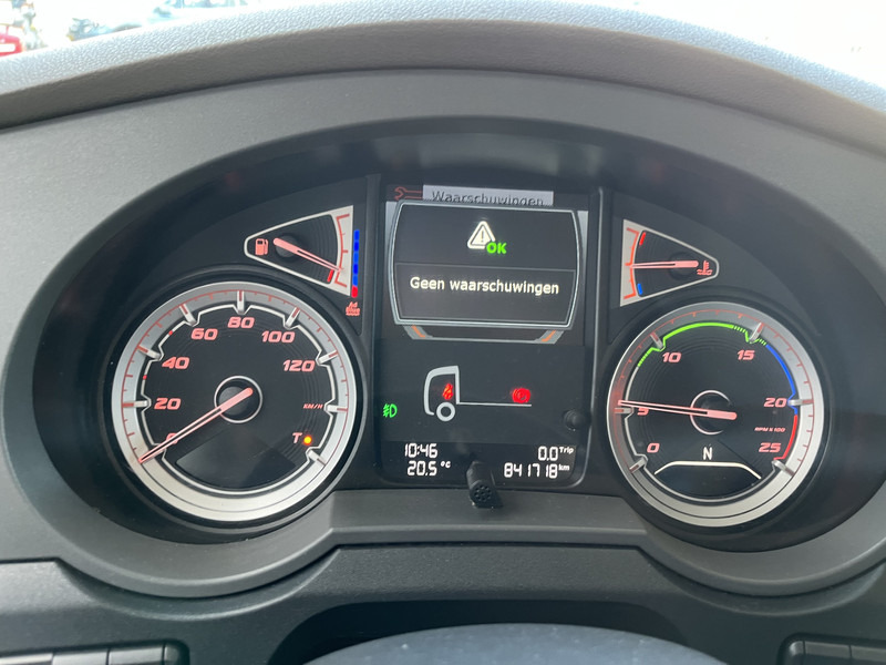 DAF XF 480 FT SSC / 841 dkm / New Tacho / 2 Tanks / Stand Airco / APK TUV 02-26 - Tracteur routier: photos 4 DAF XF 480 FT SSC / 841 dkm / New Tacho / 2 Tanks / Stand Airco / APK TUV 02-26 - Tracteur routier: photos 4