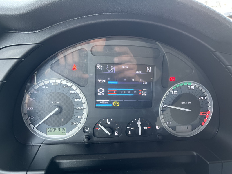 Iveco S-Way AT 420 / Full LED / 569 dkm / 2 Tanks / 2 Fridge / APK TUV 03-26 - Tracteur routier: photos 4 Iveco S-Way AT 420 / Full LED / 569 dkm / 2 Tanks / 2 Fridge / APK TUV 03-26 - Tracteur routier: photos 4