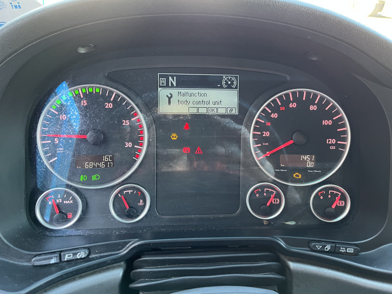 MAN TGX 18.440 XXL / 684 dkm / 2 Tanks / Stand klima / NL truck - Tracteur routier: photos 4 MAN TGX 18.440 XXL / 684 dkm / 2 Tanks / Stand klima / NL truck - Tracteur routier: photos 4