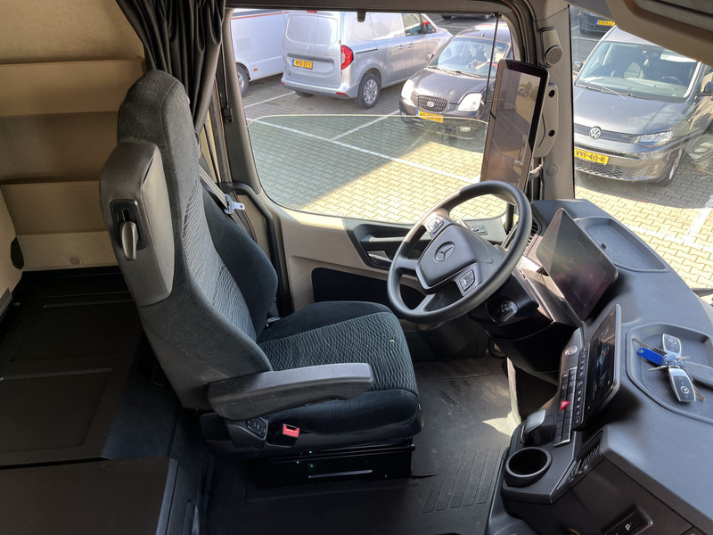 Mercedes-Benz Actros 2645 Bigspace / 341 dkm / 6x2 / Mirror Cam - Tracteur routier: photos 3 Mercedes-Benz Actros 2645 Bigspace / 341 dkm / 6x2 / Mirror Cam - Tracteur routier: photos 3
