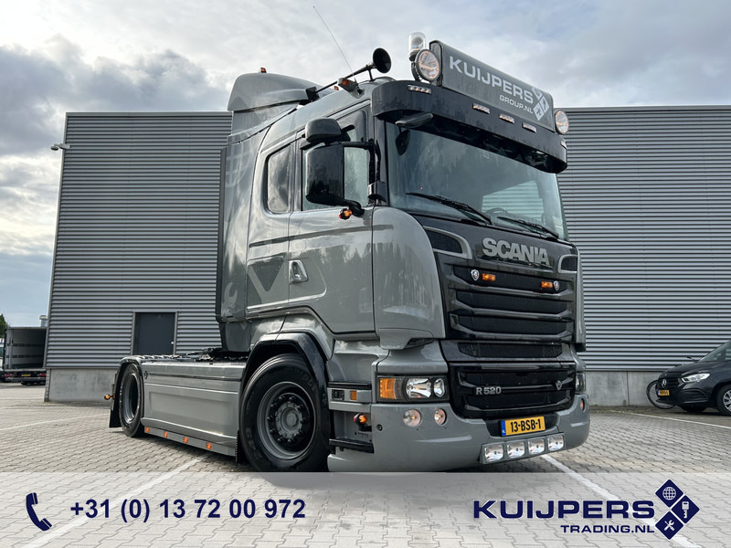 Scania R520 V8 / Showtruck / Buffl Special Interior / Vol Lucht / Retarder - Tracteur routier: photos 1 Scania R520 V8 / Showtruck / Buffl Special Interior / Vol Lucht / Retarder - Tracteur routier: photos 1