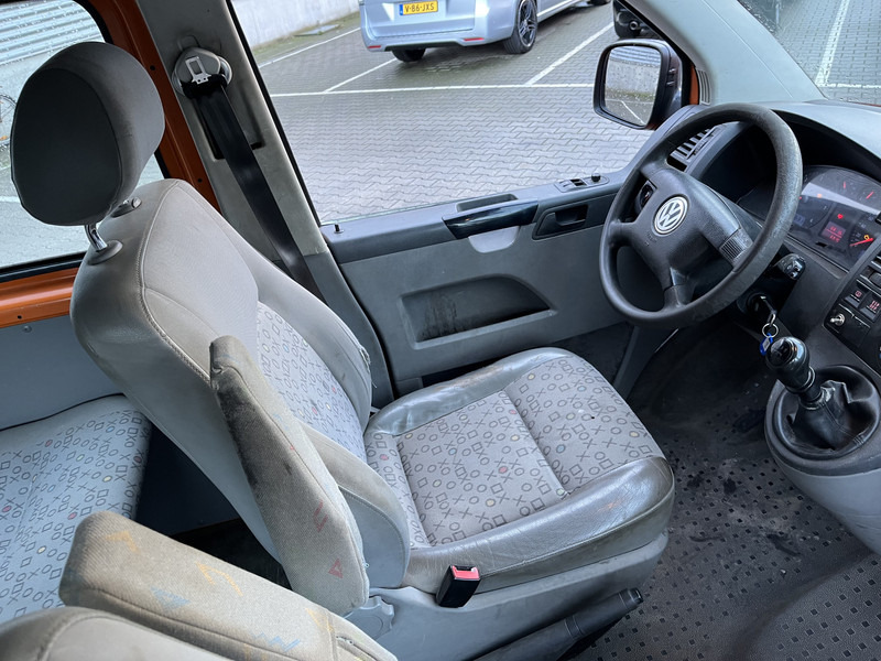 Volkswagen Transporter T5 2.5 TDI / L2 H1 / Double Cabin / Tow Bar - Fourgonnette, Utilitaire double cabine: photos 3 Volkswagen Transporter T5 2.5 TDI / L2 H1 / Double Cabin / Tow Bar - Fourgonnette, Utilitaire double cabine: photos 3