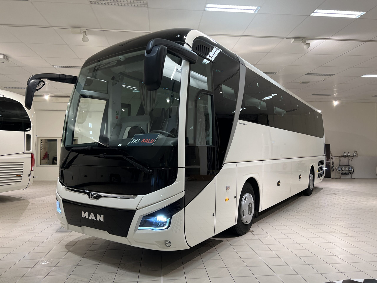MAN Lions Coach R07 Euro 6E - Autocar: photos 3 MAN Lions Coach R07 Euro 6E - Autocar: photos 3