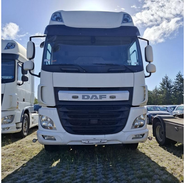 DAF CF 400 FT - 2016 - Automaat | Diesel (8405) - Camion: photos 1 DAF CF 400 FT - 2016 - Automaat | Diesel (8405) - Camion: photos 1