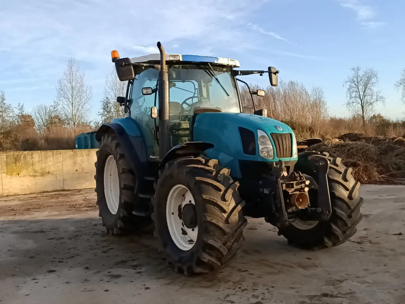 Tracteur agricole New Holland TS135A TS135A: photos 8 Tracteur agricole New Holland TS135A TS135A: photos 8
