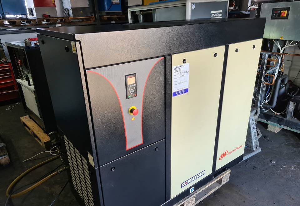 Kompresor śrubowy INGERSOLL RAND IRN 22K-CC 22 kw Falownik - Compresseur d'air: photos 3 Kompresor śrubowy INGERSOLL RAND IRN 22K-CC 22 kw Falownik - Compresseur d'air: photos 3