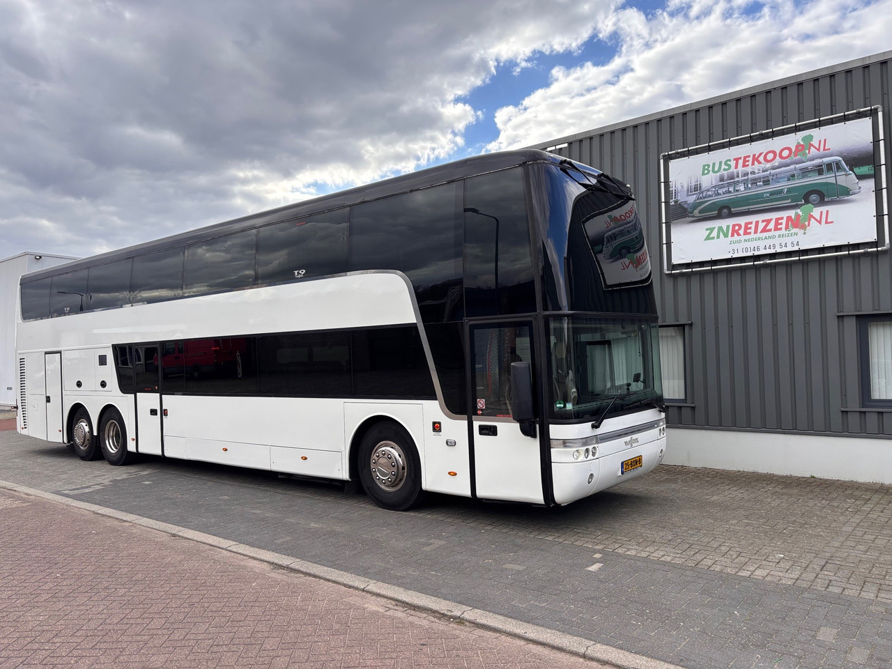 Vanhool TD927 Astromega EURO 5 Dubbeldekker 90 pax - Bus à impériale: photos 2 Vanhool TD927 Astromega EURO 5 Dubbeldekker 90 pax - Bus à impériale: photos 2