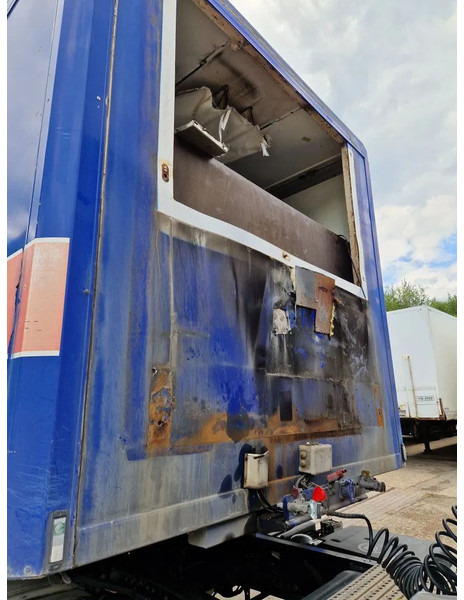 Ackermann VS-F24 / DHOLLANDIA 3000kg - Semi-remorque fourgon: photos 3 Ackermann VS-F24 / DHOLLANDIA 3000kg - Semi-remorque fourgon: photos 3