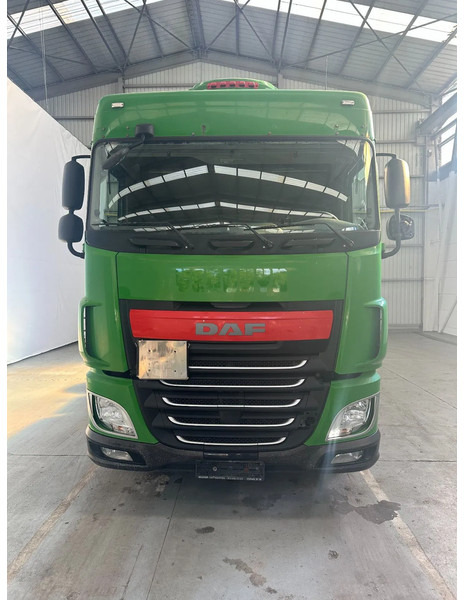 Tracteur routier DAF XF 106.440 SPACECAB /ADR /INTARDER: photos 7