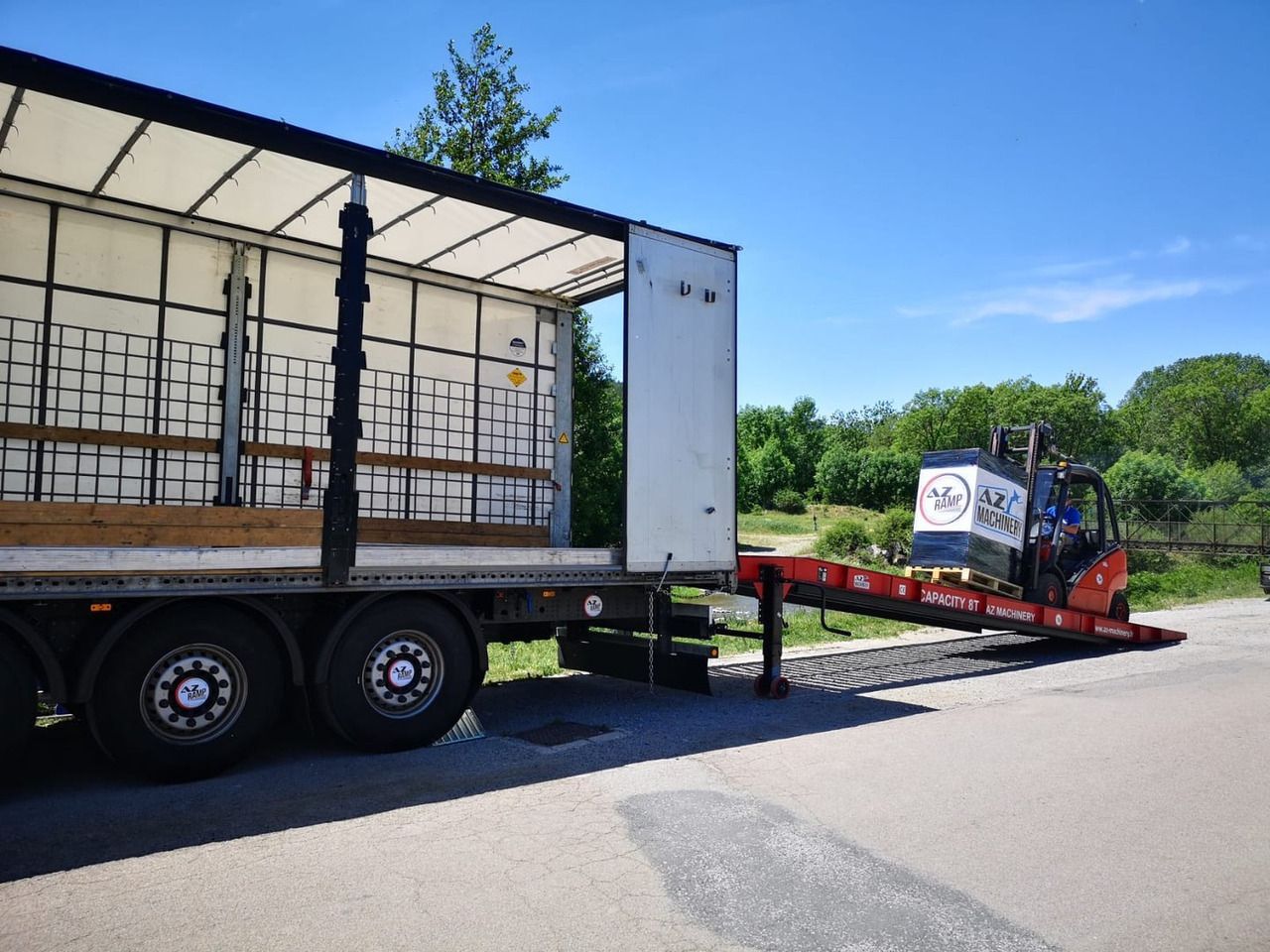 Rampe de chargement neuf AZ RAMP-PRIME PRIME WLO + 8 .  Industrial Mobil Loading Ramp: photos 12